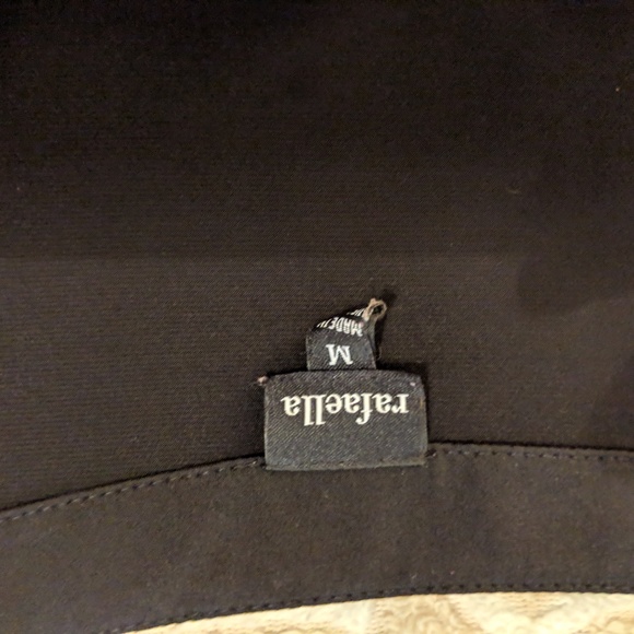 Rafella Top - Picture 2 of 2